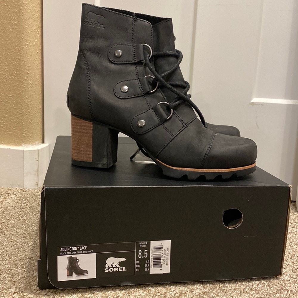 Sorel Addington Lace